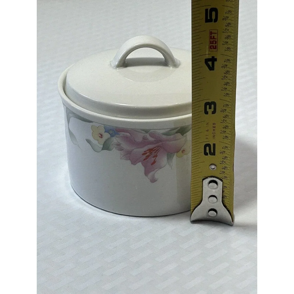 Vintage Lynns Fine China Pastel Iris Floral‎ Sugar Bowl Dish